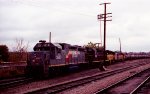 CSX 2563 leads 4 other units on this yard job